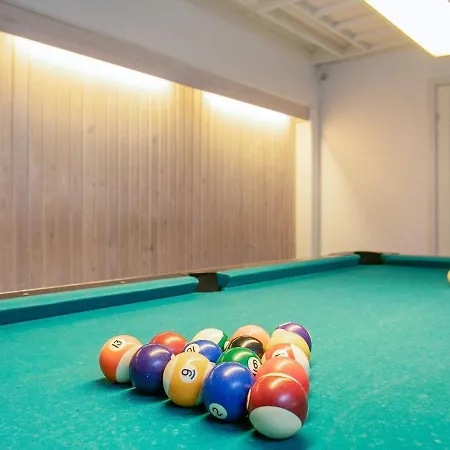 Apartment Xi
