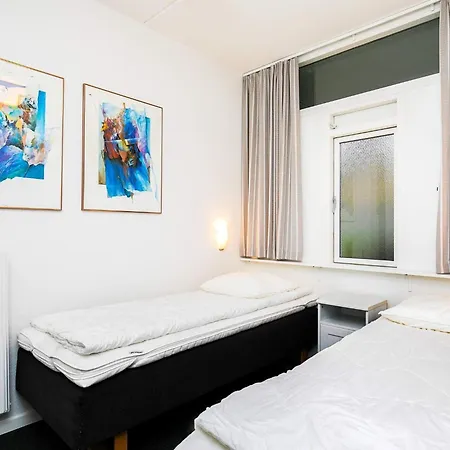 6 Person On A In