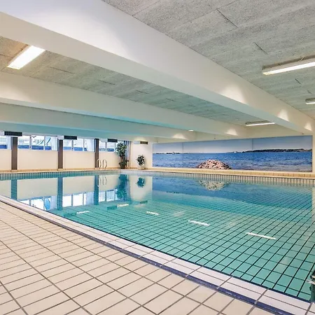 6 Person On A In * Fåborg